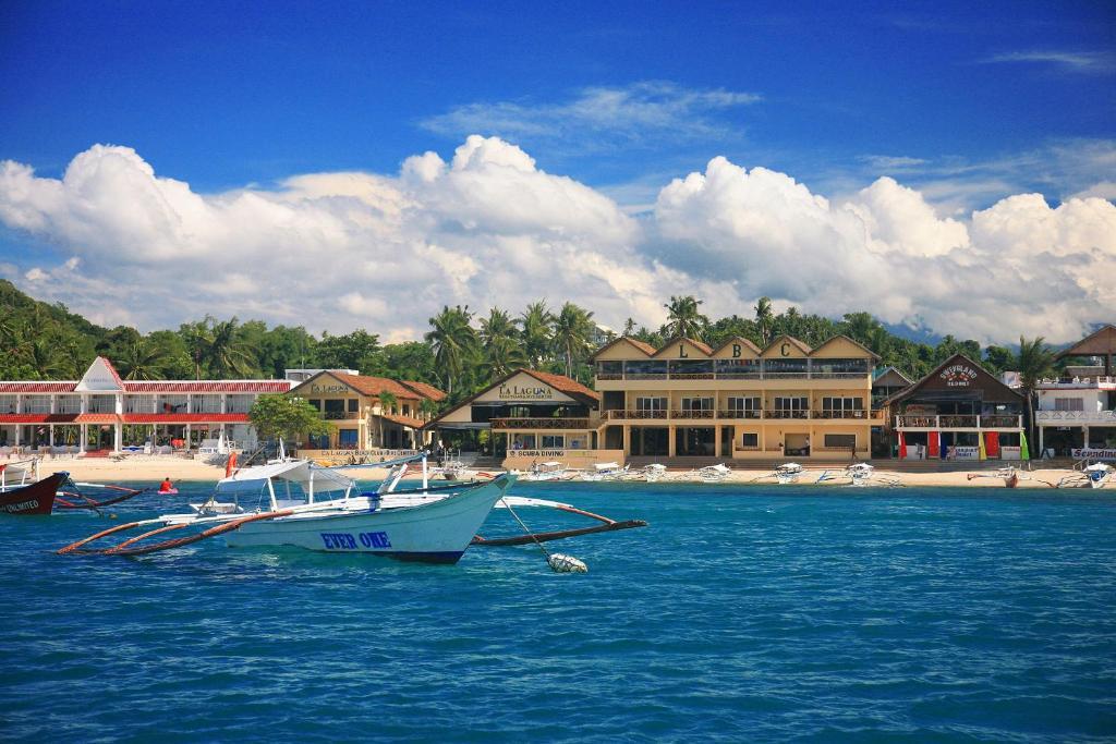 Lalaguna Beach Club And Dive Centre Puerto Galera Eksteriør bilde